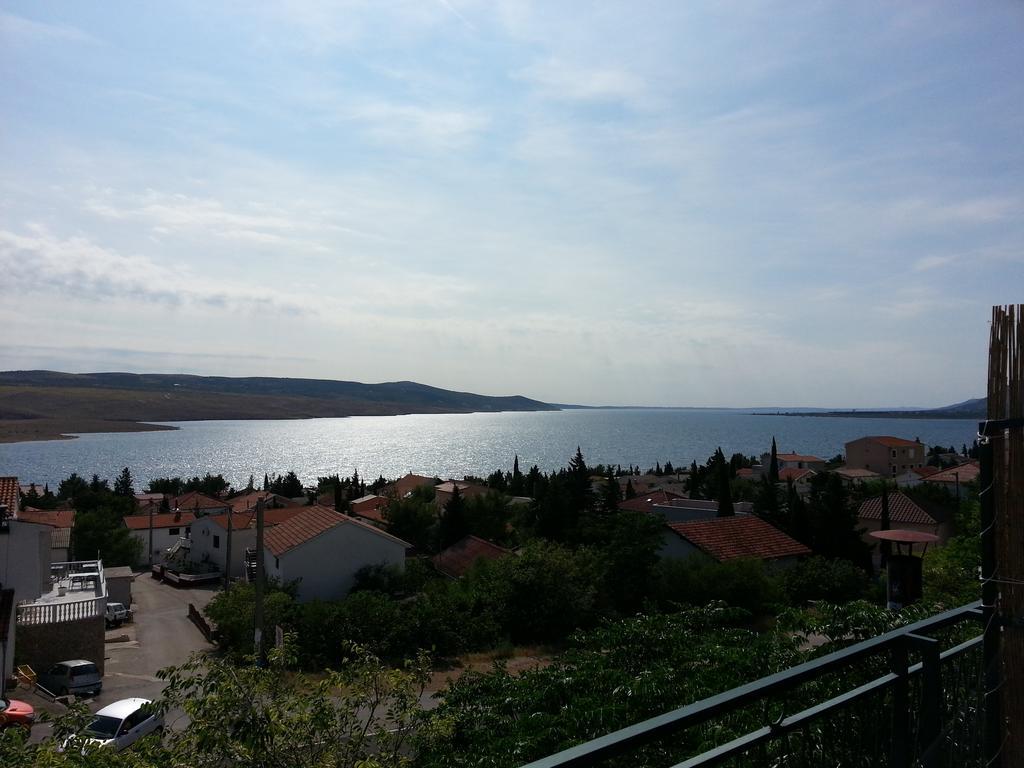 Inn Gostionica Rovanjska Εξωτερικό φωτογραφία